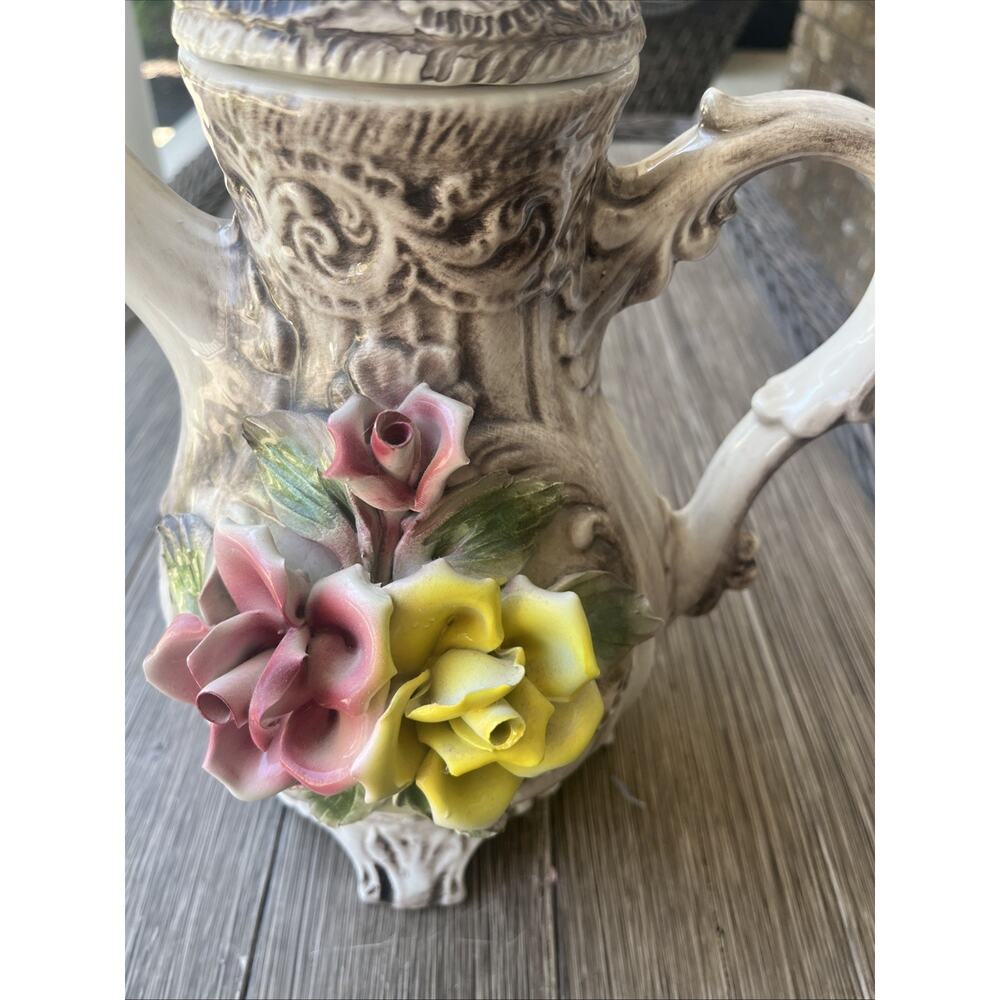 Capodimonte Porcelain Flower Pitcher With Lid Made In Italy. Pink Flower Is Chip - Picture 5 of 15